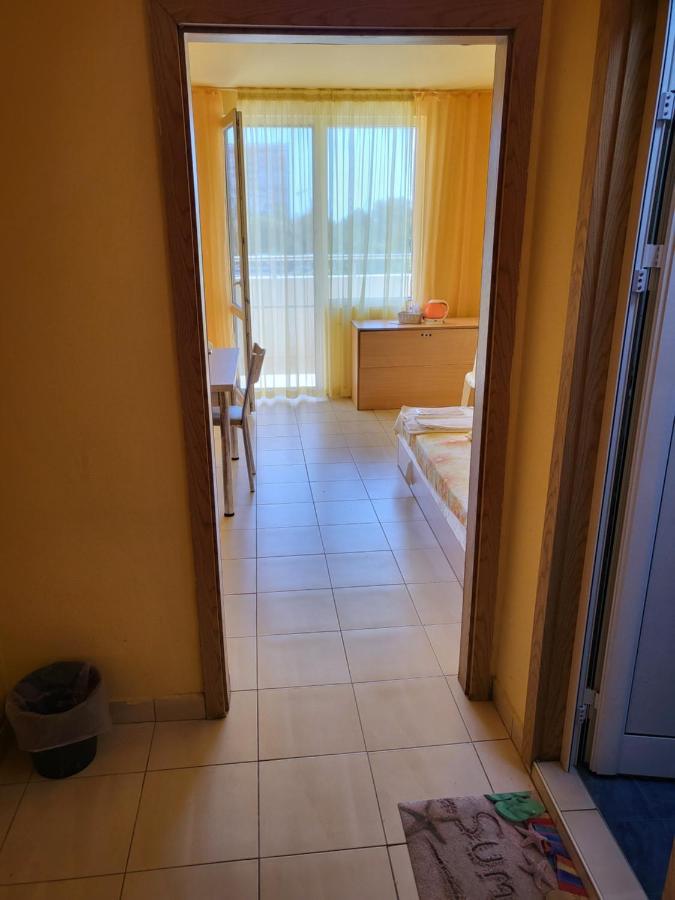 Апартаменты Apartamenti Ivaia Варна Экстерьер фото