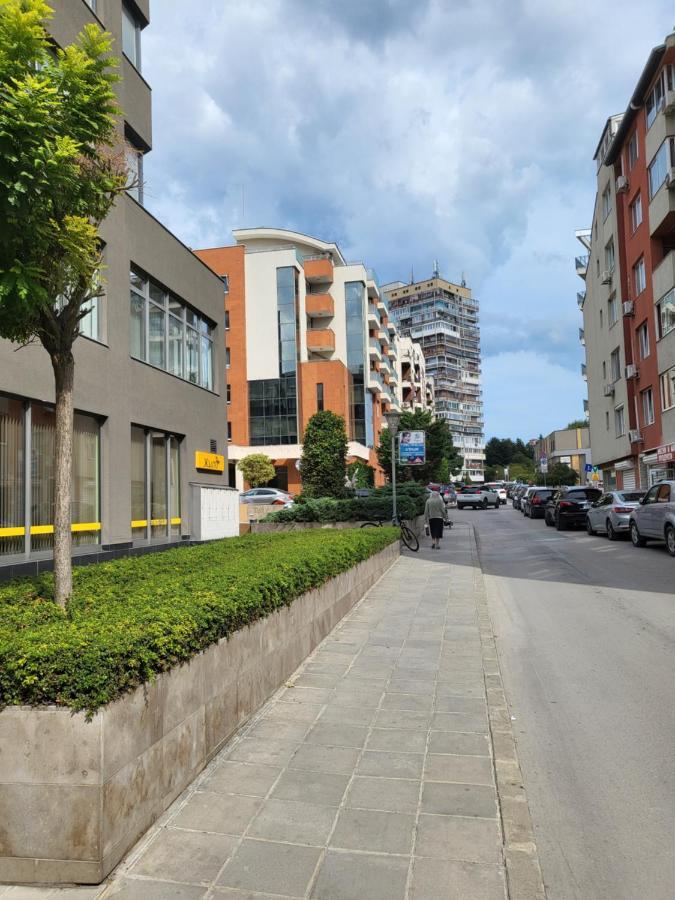 Апартаменты Apartamenti Ivaia Варна Экстерьер фото