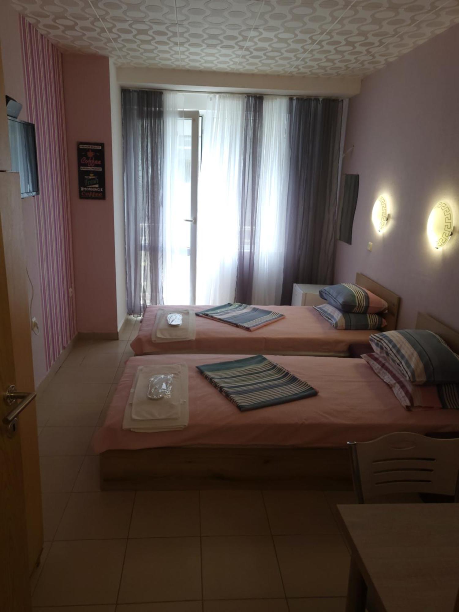 Апартаменты Apartamenti Ivaia Варна Экстерьер фото